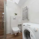 Stylish Wilcza In The Heart Of By Renters Appartement