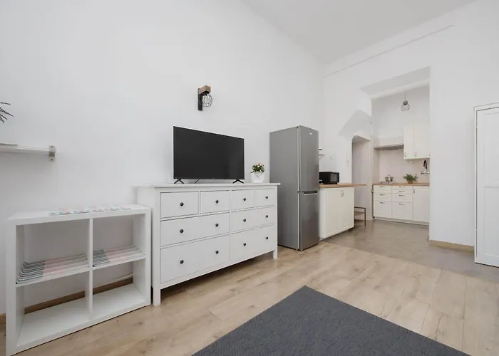 Stylish Wilcza In The Heart Of By Renters *