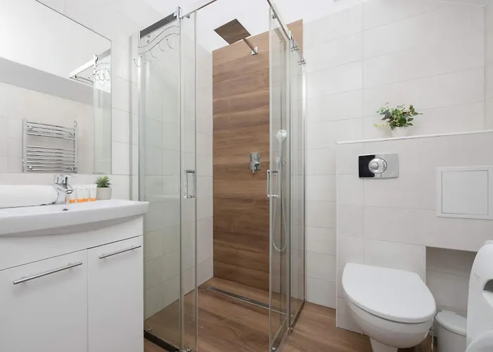 Stylish Wilcza In The Heart Of By Renters *