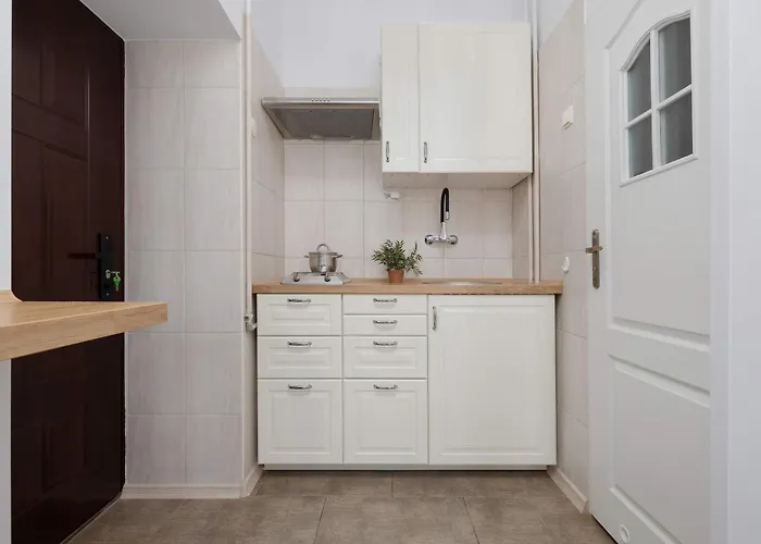 Stylish Wilcza In The Heart Of By Renters Apartamento Varsovia